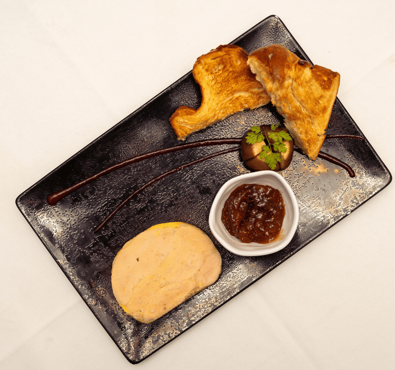 Foie gras du chef, brioche et gelée champenoise
